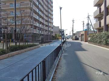 敷地の前面道路