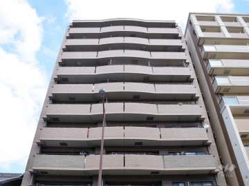 アンビエント茨木元町の外観(南側から)