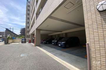 敷地内駐車場（屋内平面式・屋外機械式）