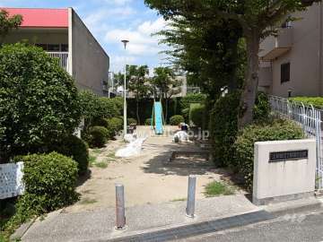 エントランス横にある『上新田3丁目第2公園』
