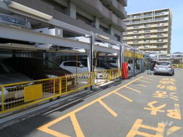 敷地内駐車場（屋外機械式）