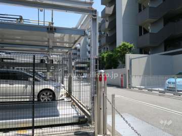 敷地内駐車場（屋外機械式）
