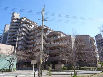 ジオ茨木学園町3番館の外観（北西側から）