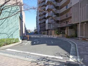 駐車場の出入り口