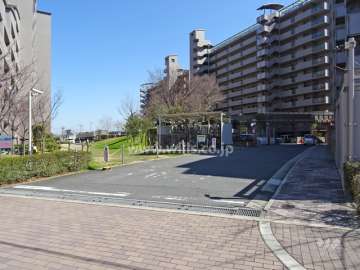 駐車場出入り口