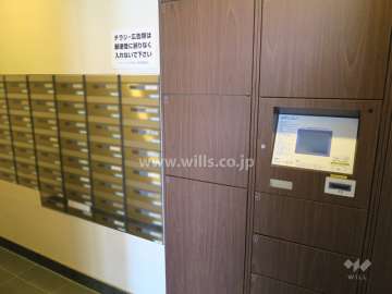 宅配ボックスと共用ポスト