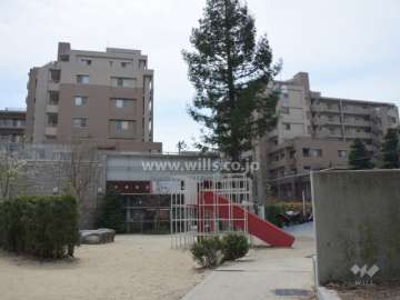 隣接する東中条公園