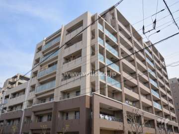 ステイツグラン茨木A棟の外観(南西側から)