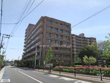 ステイツ茨木彩園の街の外観（北東側から）