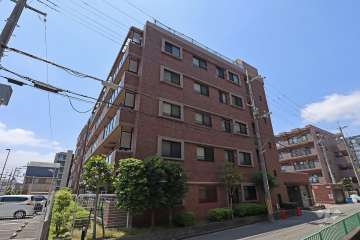 ステイツ茨木・奈良町アネックスの外観（北東側から）