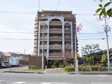 セレッソコート茨木ソルプレイズの外観(北東側から)