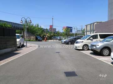 敷地内駐車場(屋外平面式)