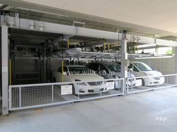 敷地内駐車場（屋内機械式）