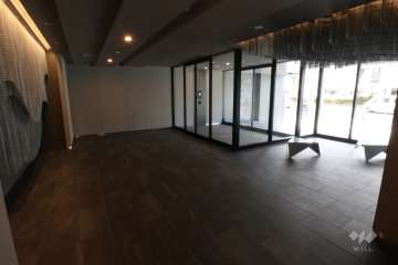 エントランスホール