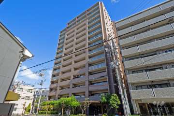 アスティミア四天王寺東クレステージの外観（南西側から）
