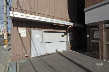 敷地内駐車場（タワー式立体）