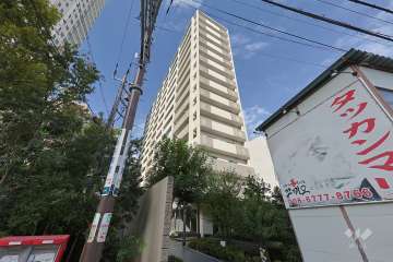 イニシア上町台筆ヶ崎の外観（南東側から）