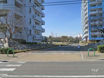 駐車場の出入り口