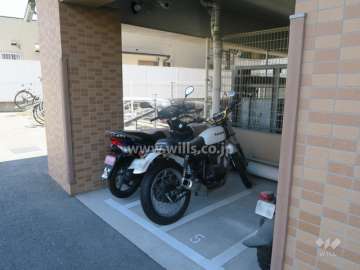 バイク置場
