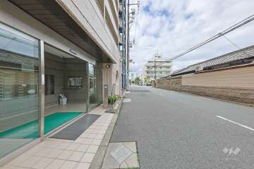 敷地北側の前面道路　