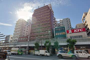 ライオンズマンション玉造の外観（北西側から）