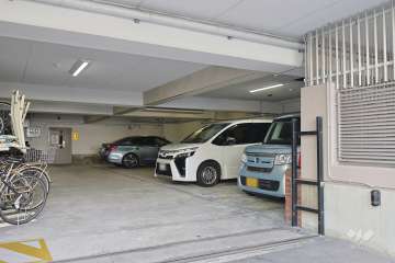 敷地内駐車場（屋内平面式）