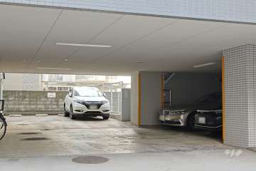 敷地内駐車場（屋内平面式・屋外平面式）
