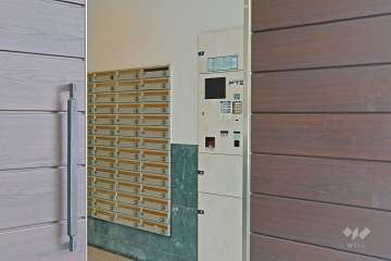 宅配ボックスと共用ポスト