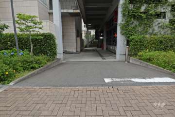 駐車場の出入口