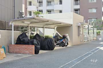 バイク置場