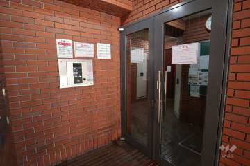 エントランスはオートロック付きです。