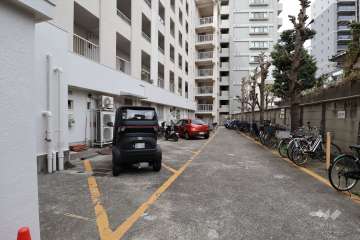 敷地内駐車場（屋外平面式）