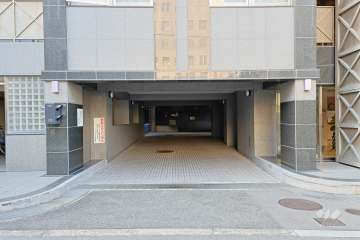 駐車場の出入り口