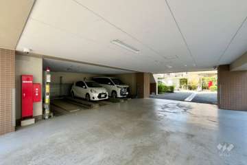 敷地内駐車場(屋内敷機械式)