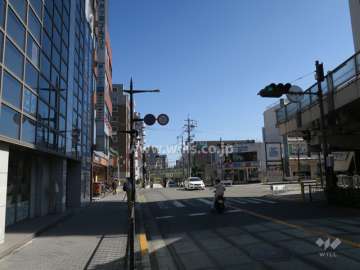 敷地南側の前面道路