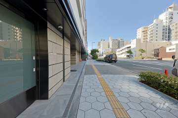 敷地北側の前面道路