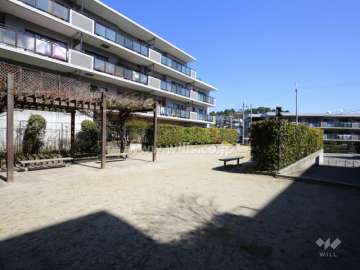 敷地南側にある公園