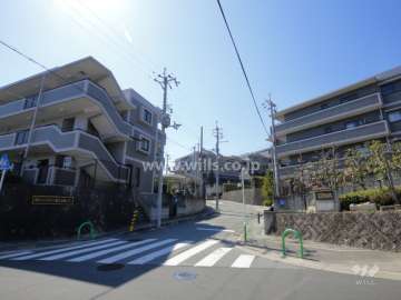 藤和ライブタウン茨木南春日丘の全景