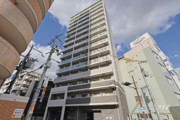 エスリード大阪上本町ブランシュの外観（南西側から）