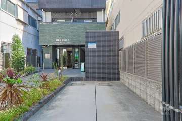 敷地内駐車場（屋内平面式）