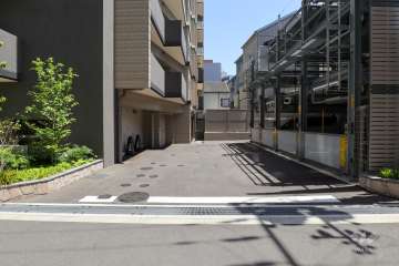 駐車場の出入口