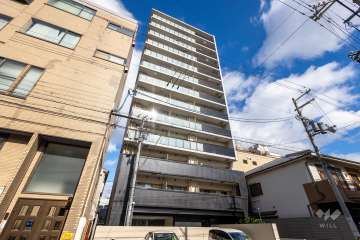 プレサンスロジェ天王寺勝山の外観（南西側から）