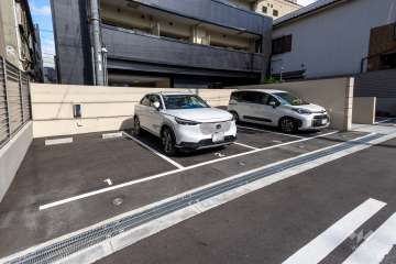 敷地内駐車場（屋外平面式）