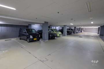 敷地内駐車場（屋内平面式）