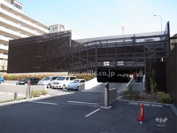 駐車場棟（ロボットゲート付き）
