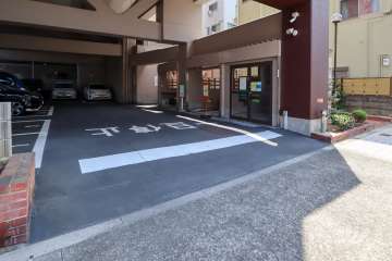 駐車場の出入口