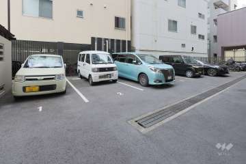 敷地内駐車場（屋外平面式）
