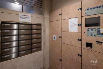 宅配ボックスと共用ポスト