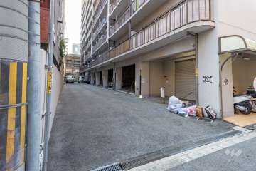 駐車場の出入り口
