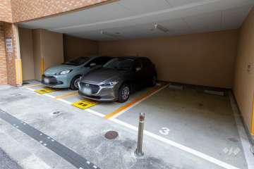敷地内駐車場（屋内平面式・コインパーキング）